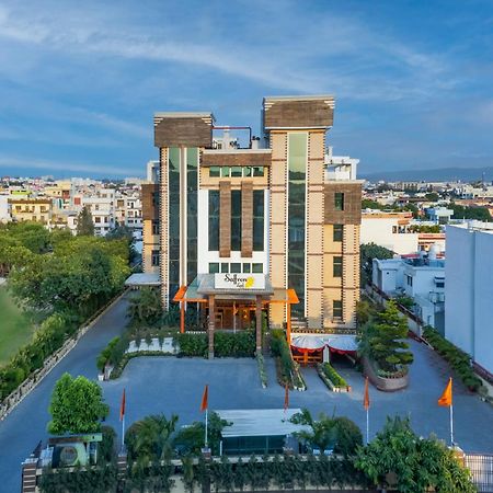 Hotel Saffron Leaf Dehradun Ngoại thất bức ảnh