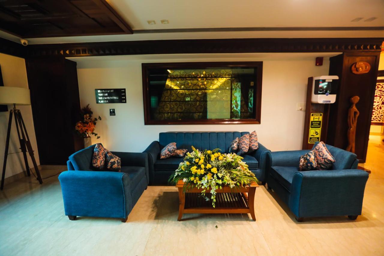 Hotel Saffron Leaf Dehradun Ngoại thất bức ảnh