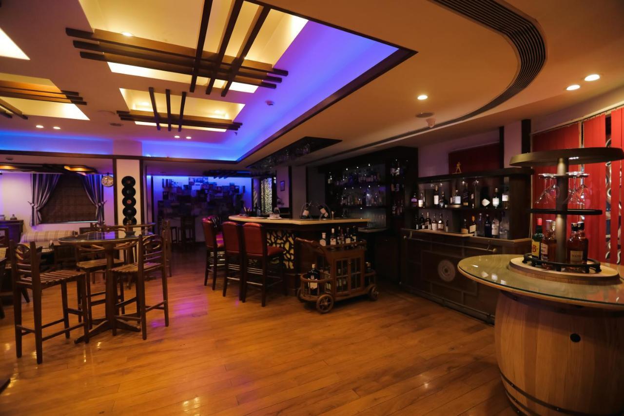 Hotel Saffron Leaf Dehradun Ngoại thất bức ảnh