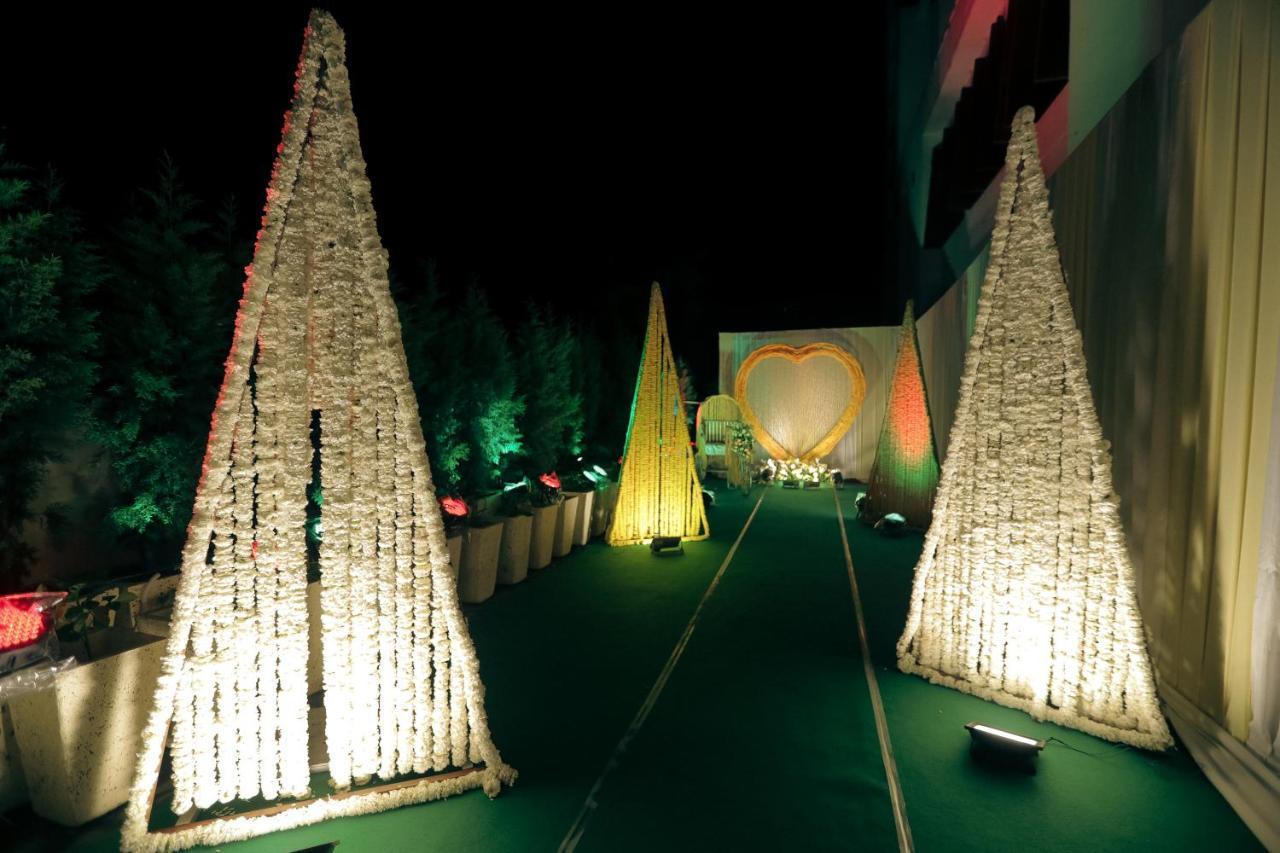 Hotel Saffron Leaf Dehradun Ngoại thất bức ảnh